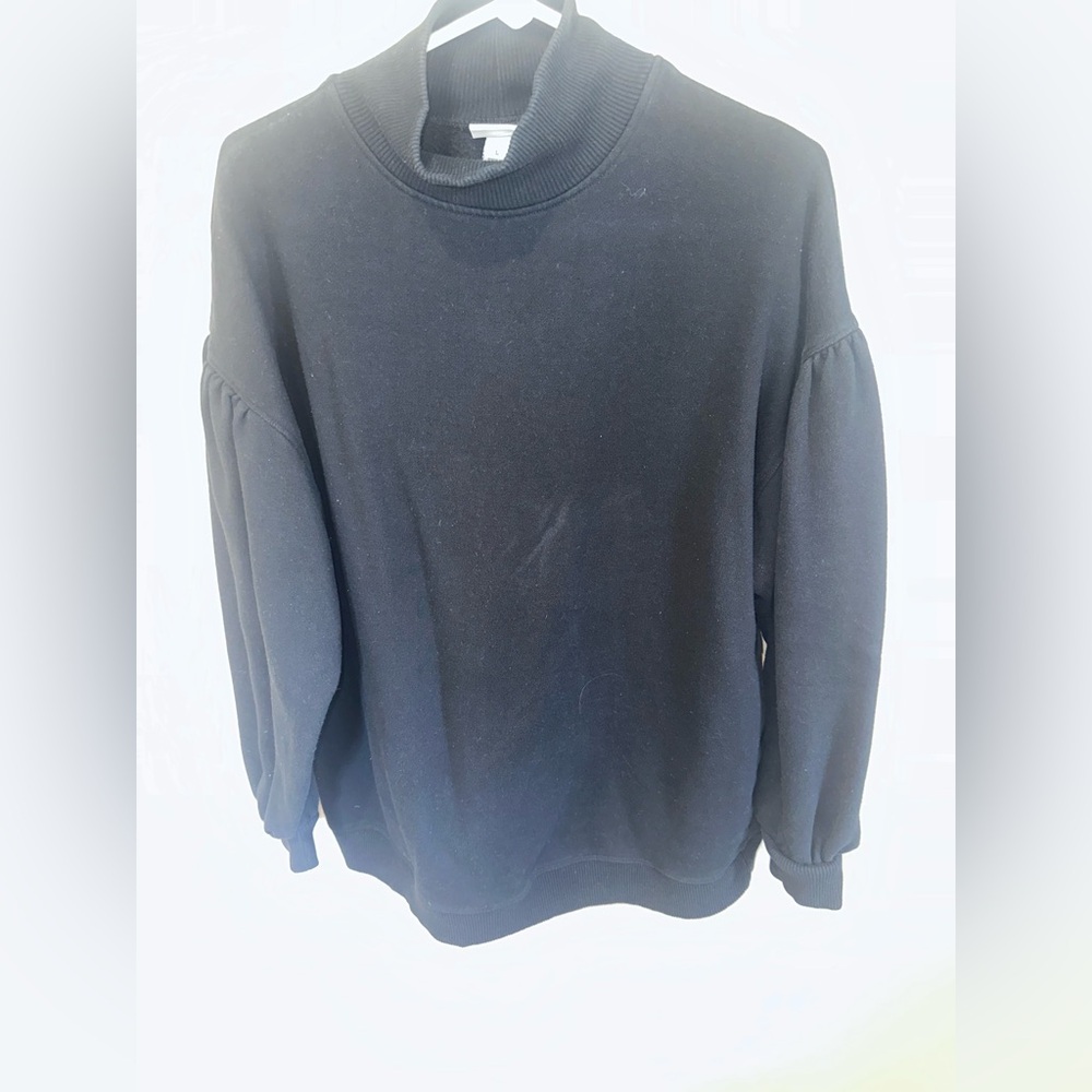 Women’s Black Crewneck Sweater